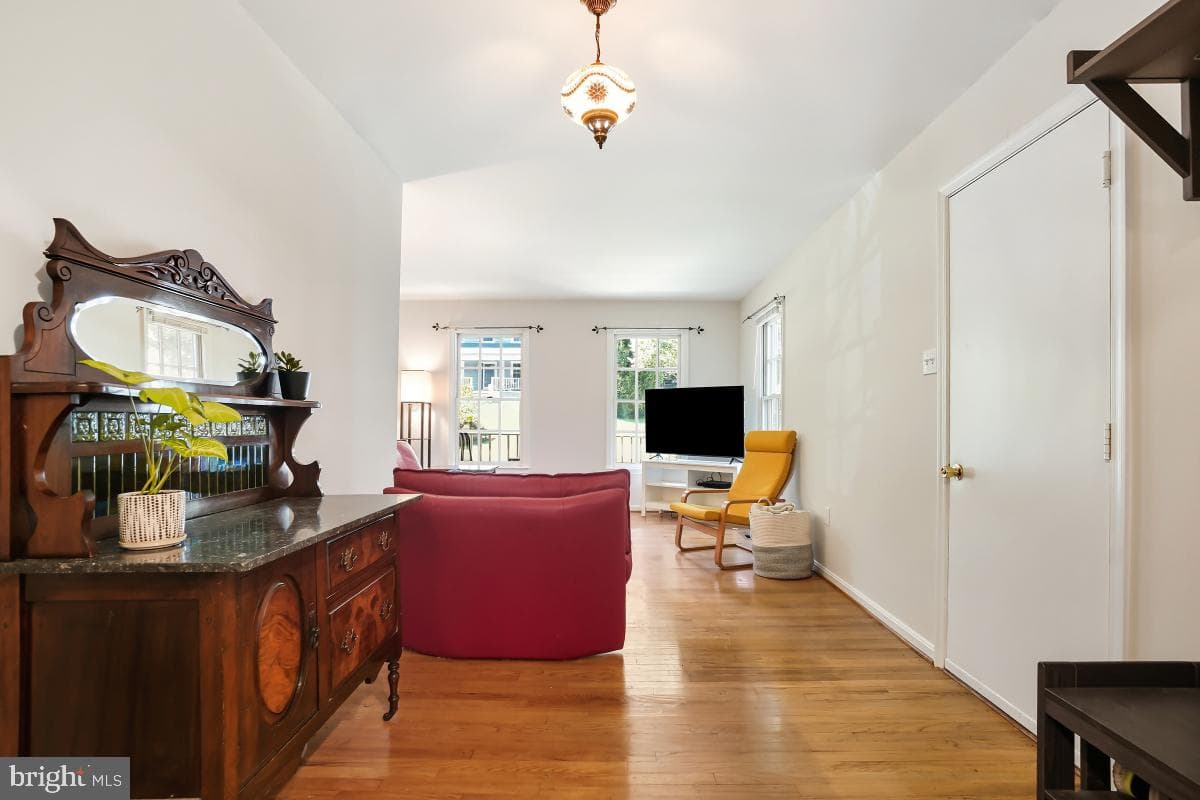 6823 Whistling Swan Way photo 9