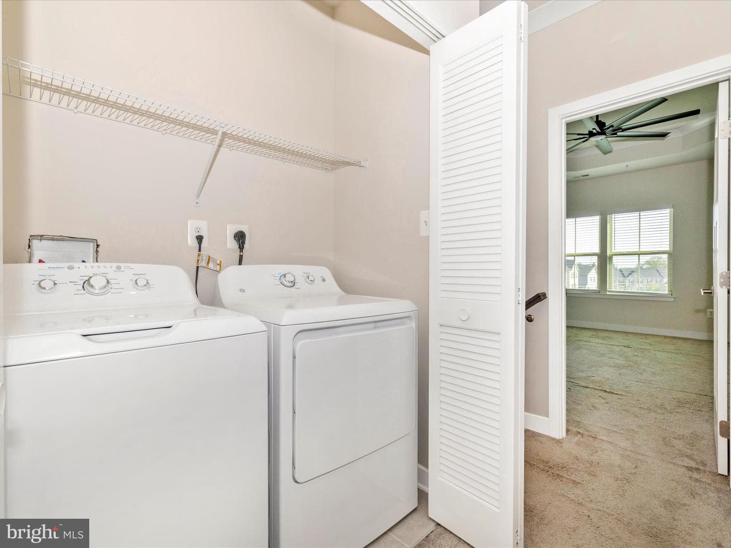 5877 Tomahawk Street photo 36