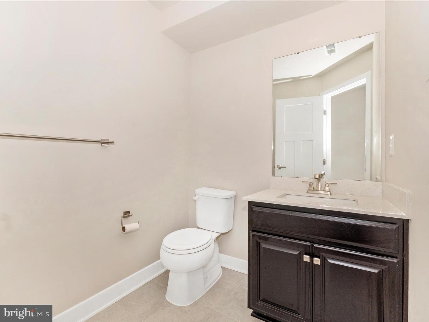 5877 Tomahawk Street photo 41