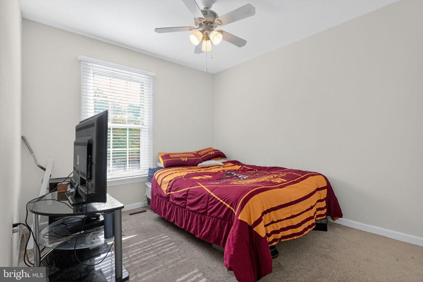 2421 Dunmore Court photo 10