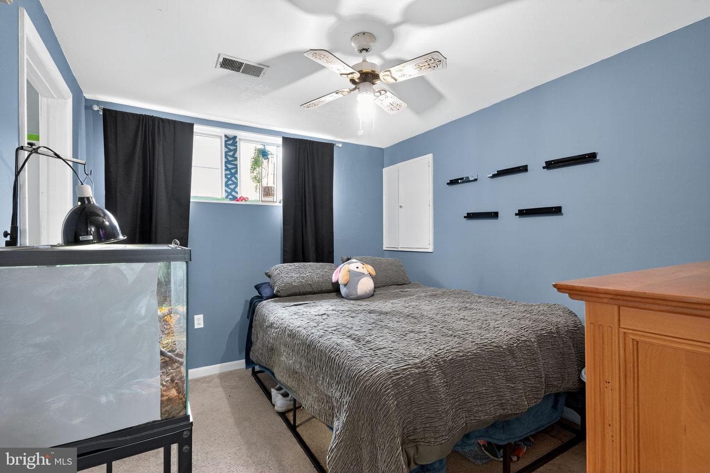 2421 Dunmore Court photo 11