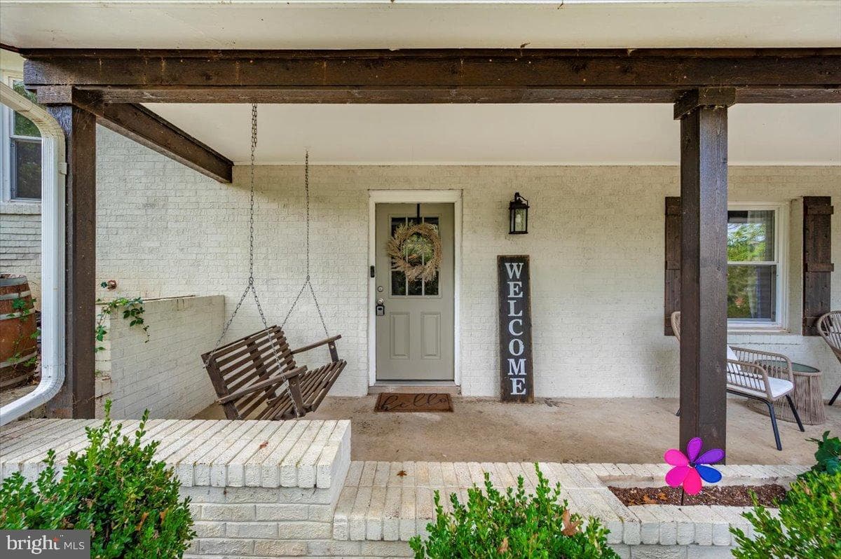 2710 Monument Road photo 4