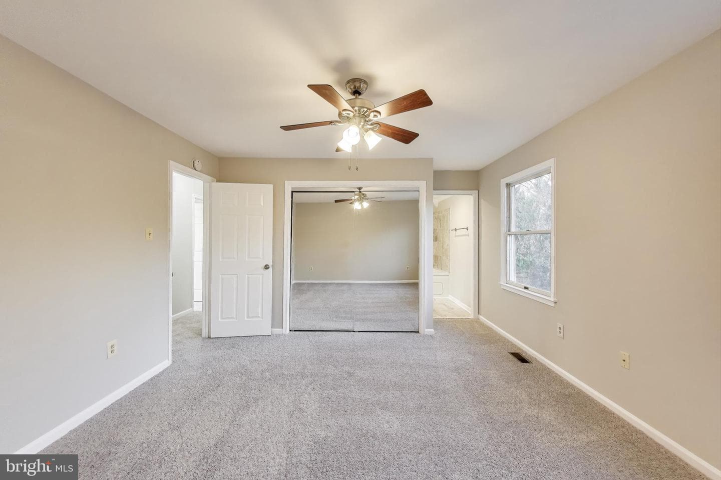 1009 Cheryls Court photo 20