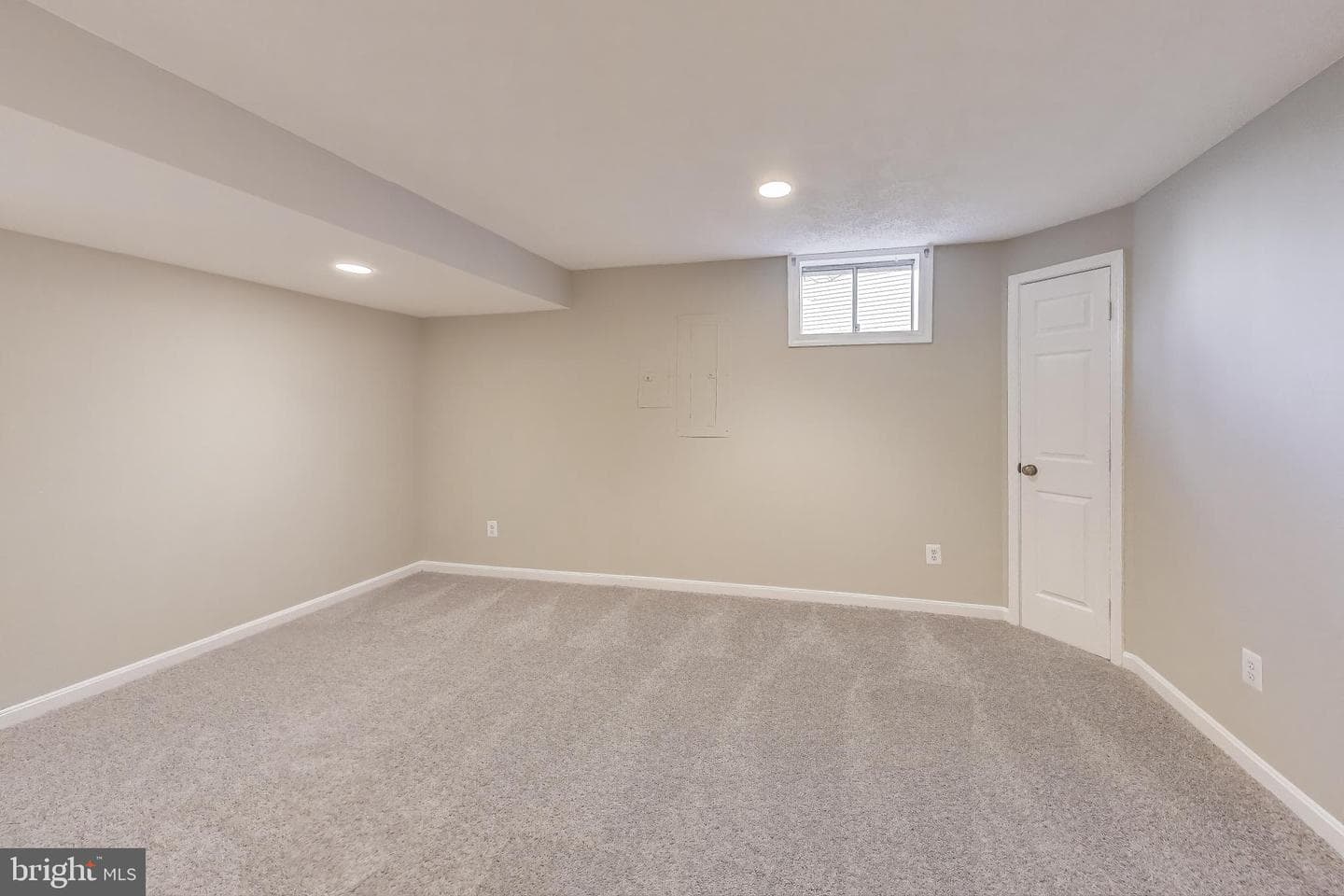 1009 Cheryls Court photo 27