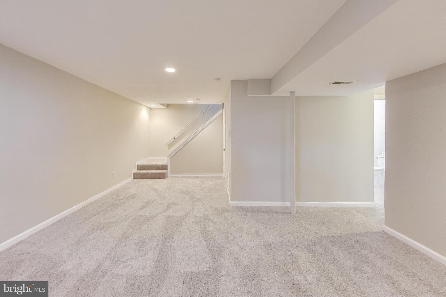 1009 Cheryls Court photo 29