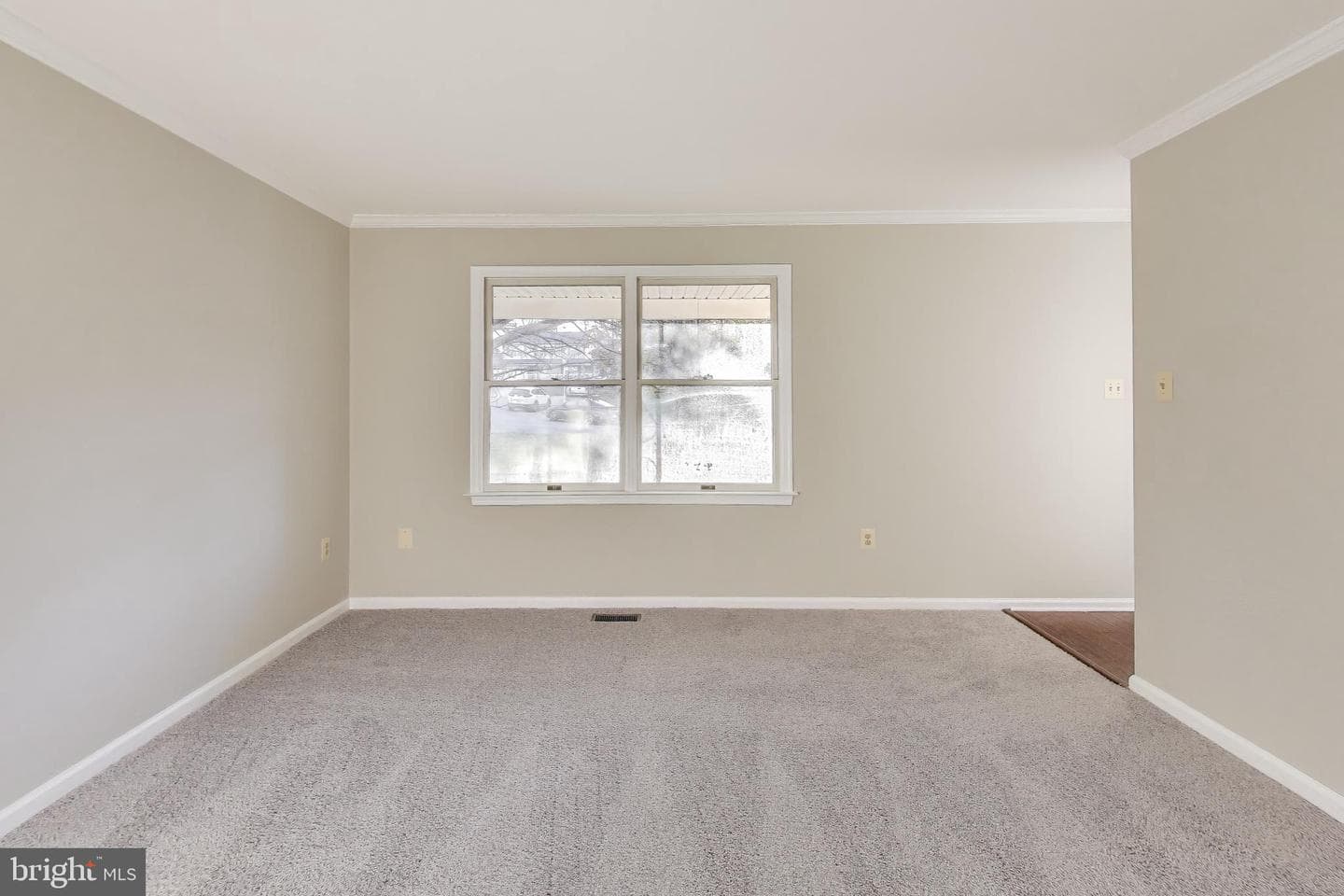 1009 Cheryls Court photo 6