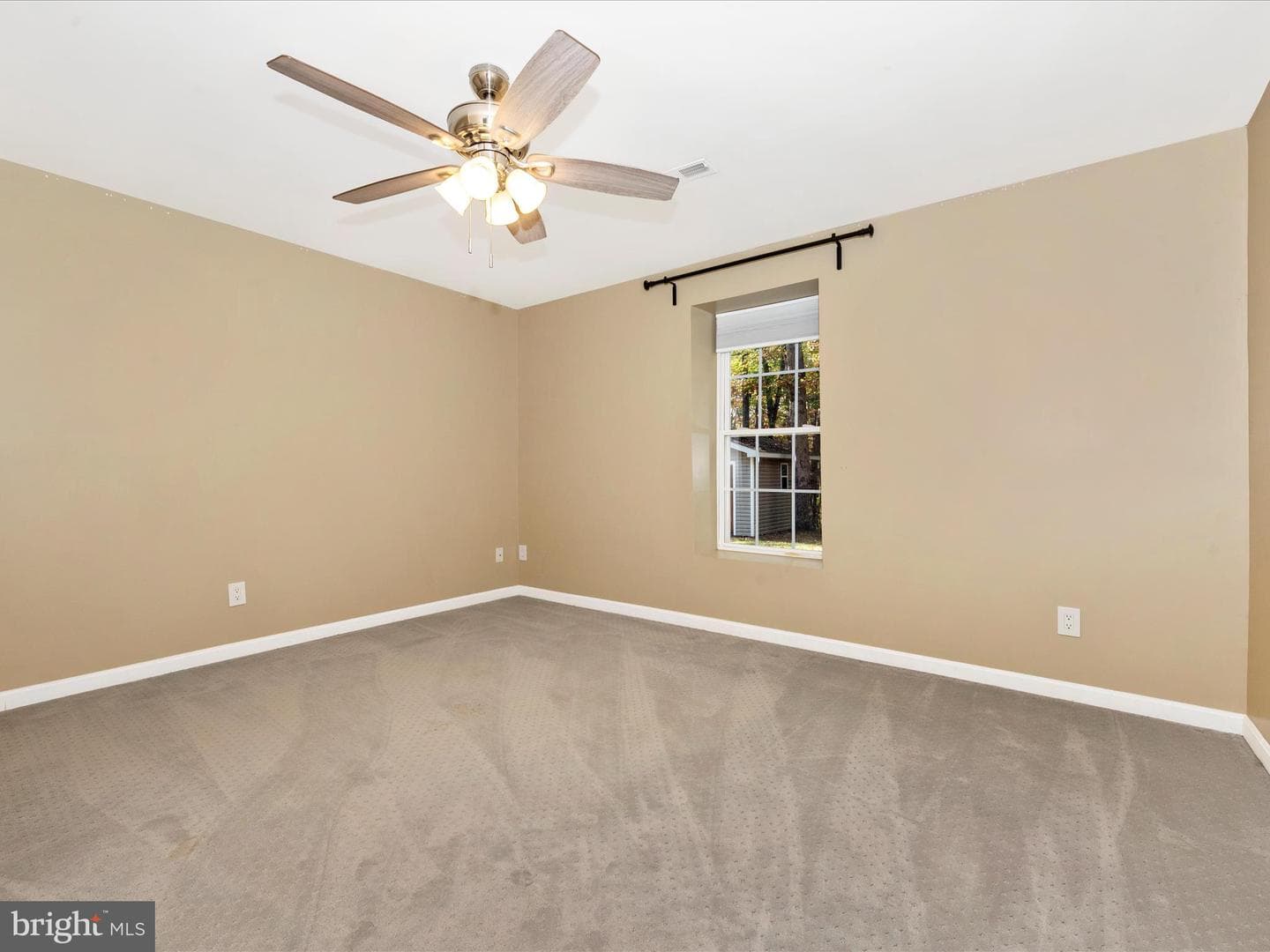 10027 Pine Tree Road photo 64