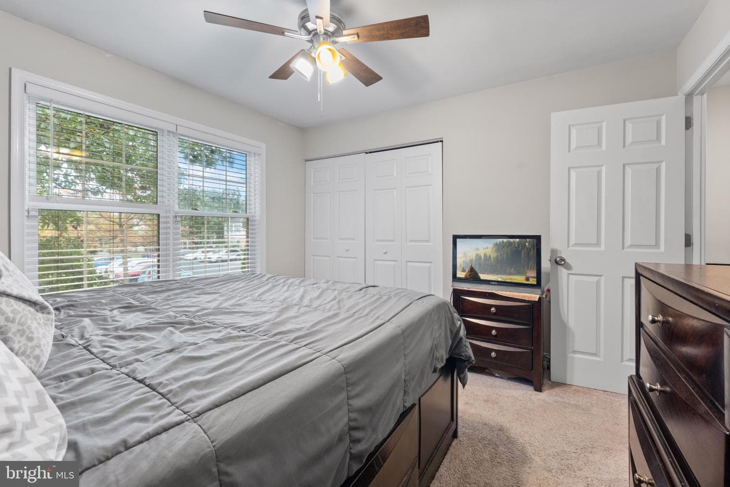 554 Lancaster Place #554 photo 16