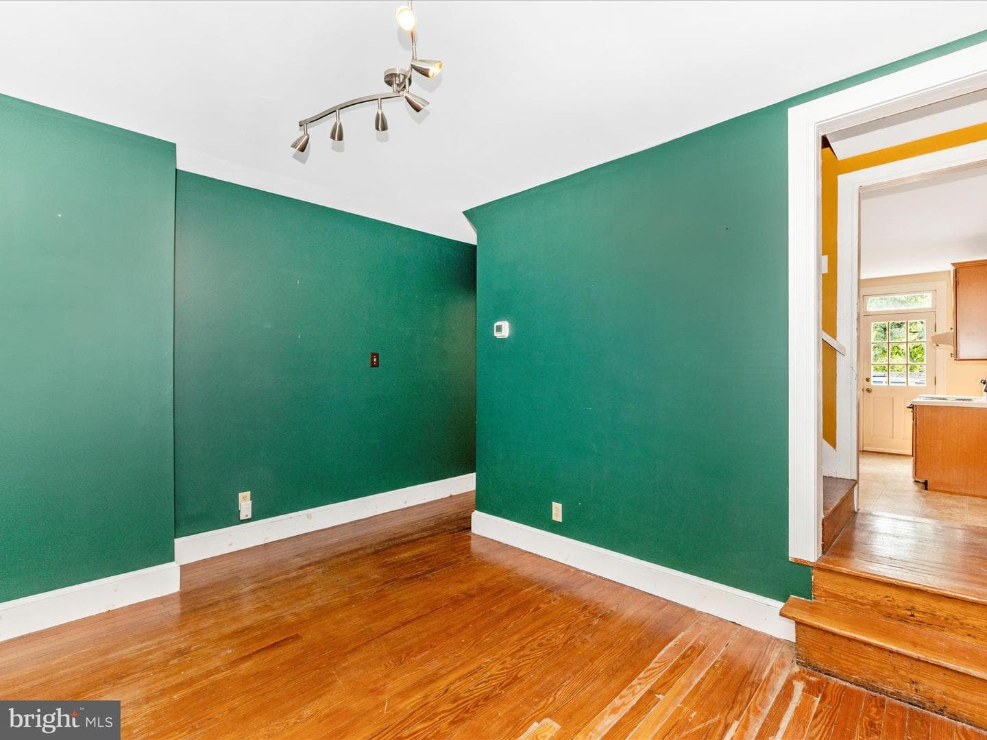 132 E 5th Street photo 11