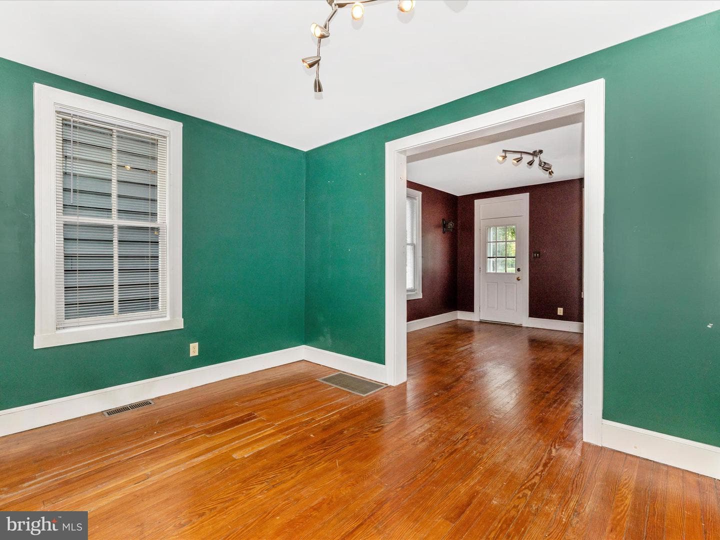 132 E 5th Street photo 12