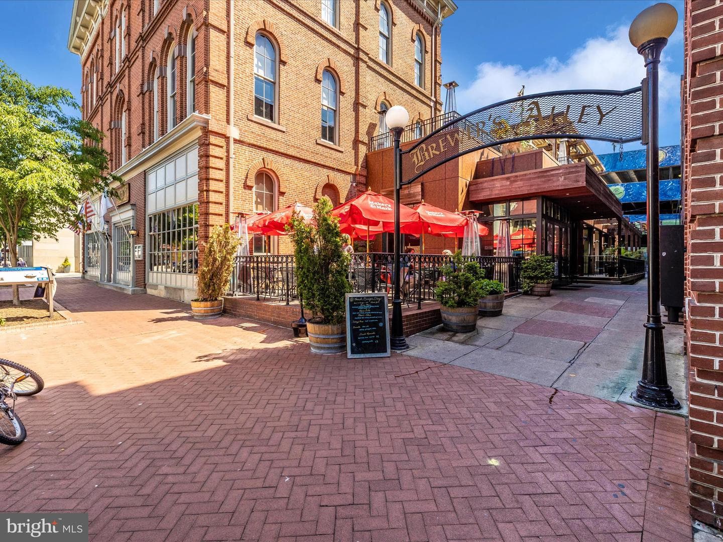 132 E 5th Street photo 61