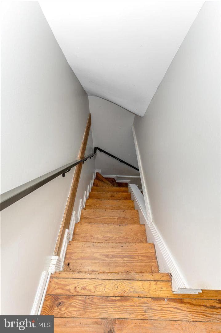 123 N Virginia Avenue photo 34