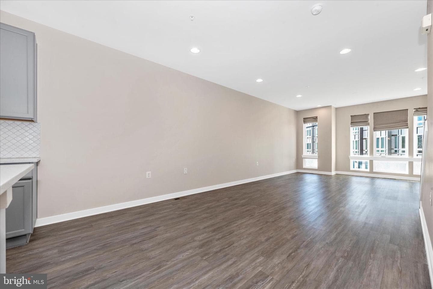 1550 Trafalgar Lane photo 12