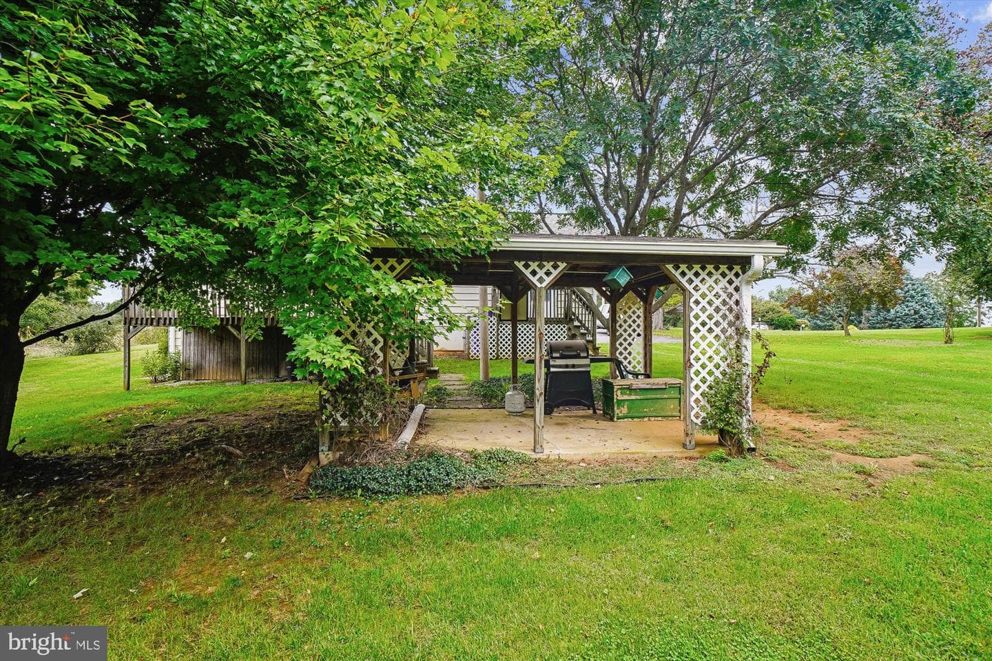 1149 Rosemont Drive photo 10