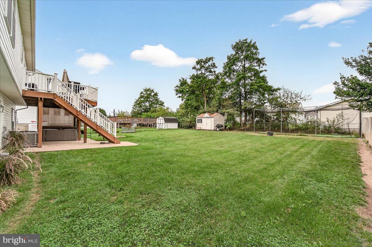 120 Victor Drive photo 33