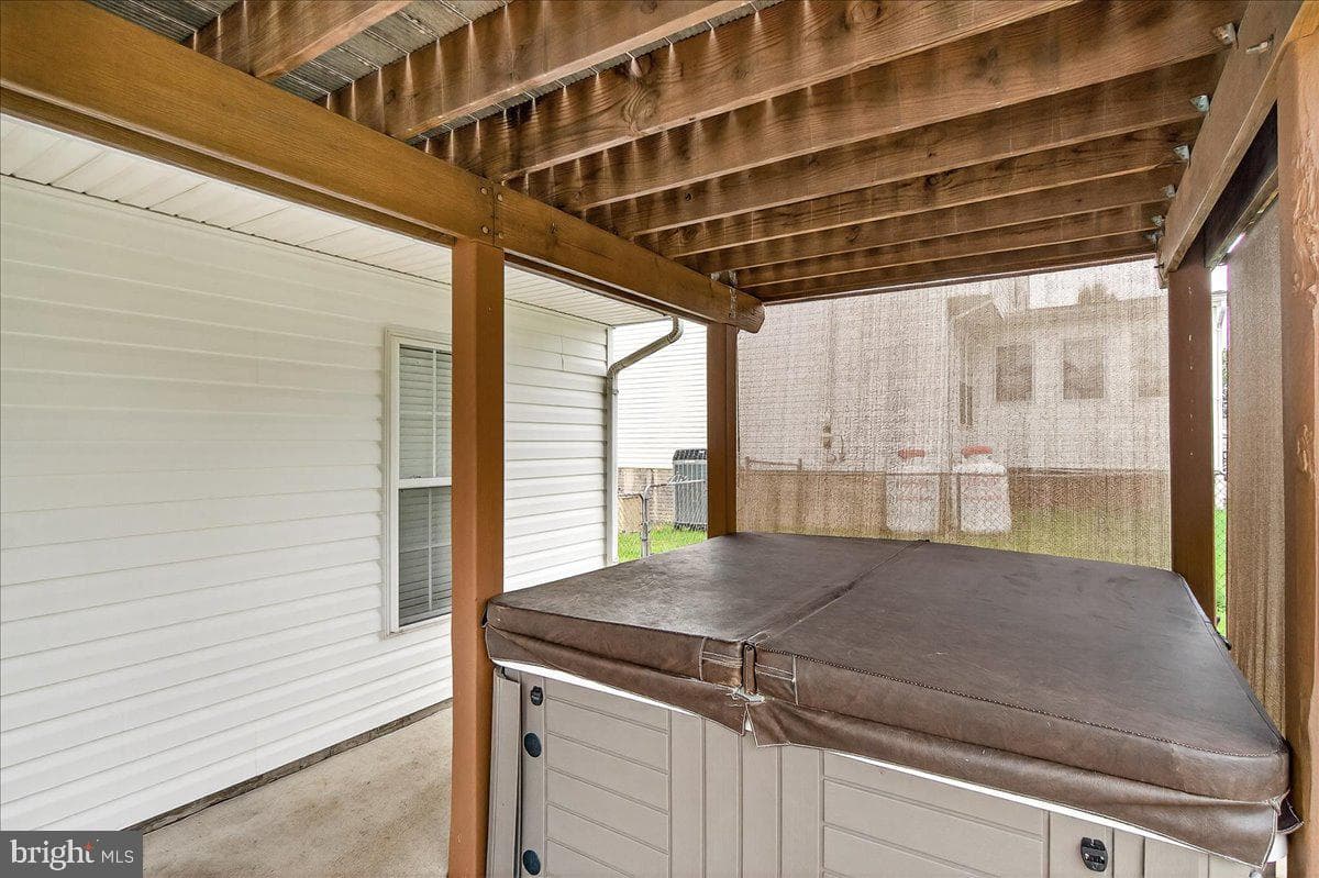 120 Victor Drive photo 34