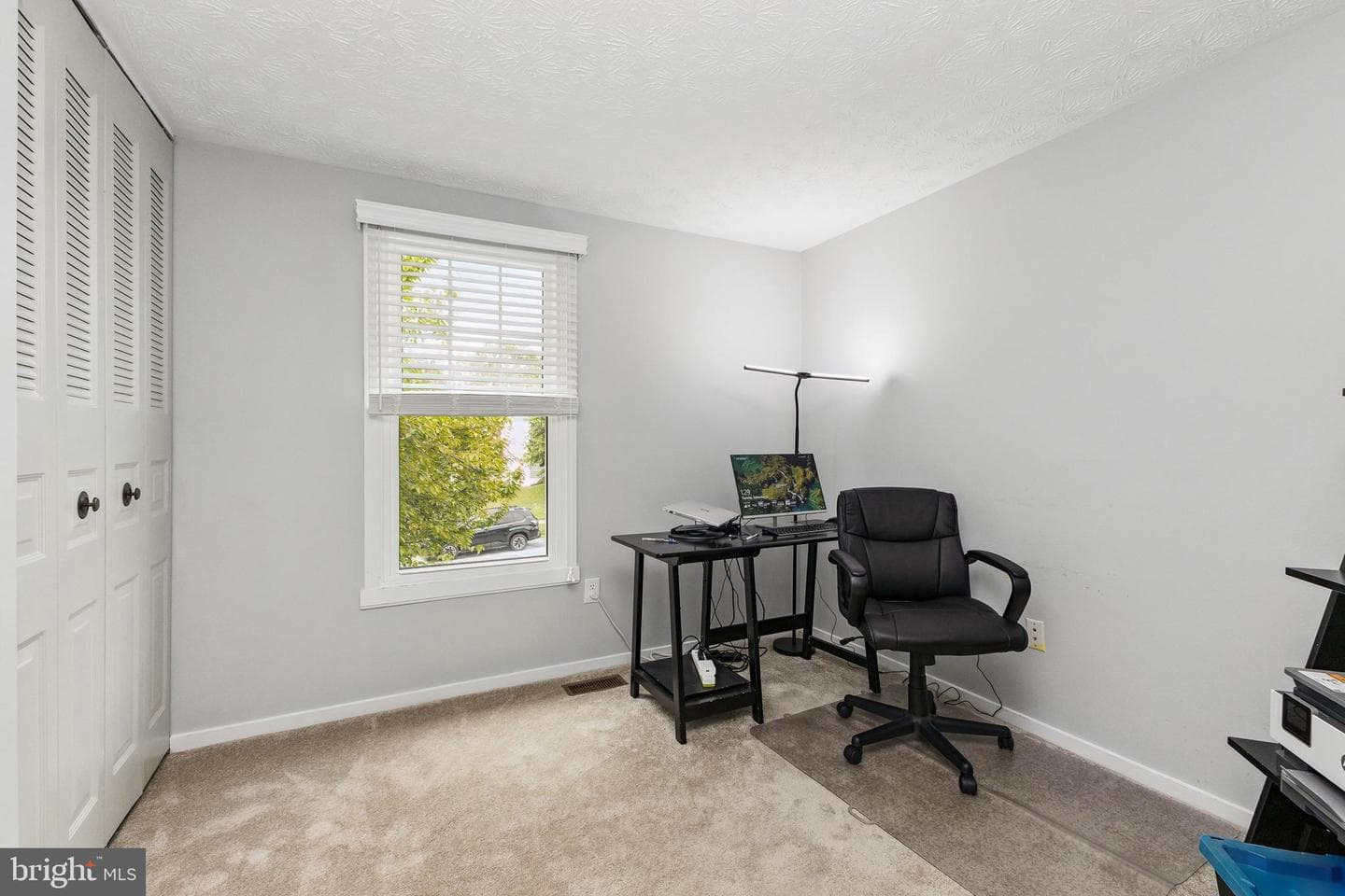 105 Albany Avenue E photo 28