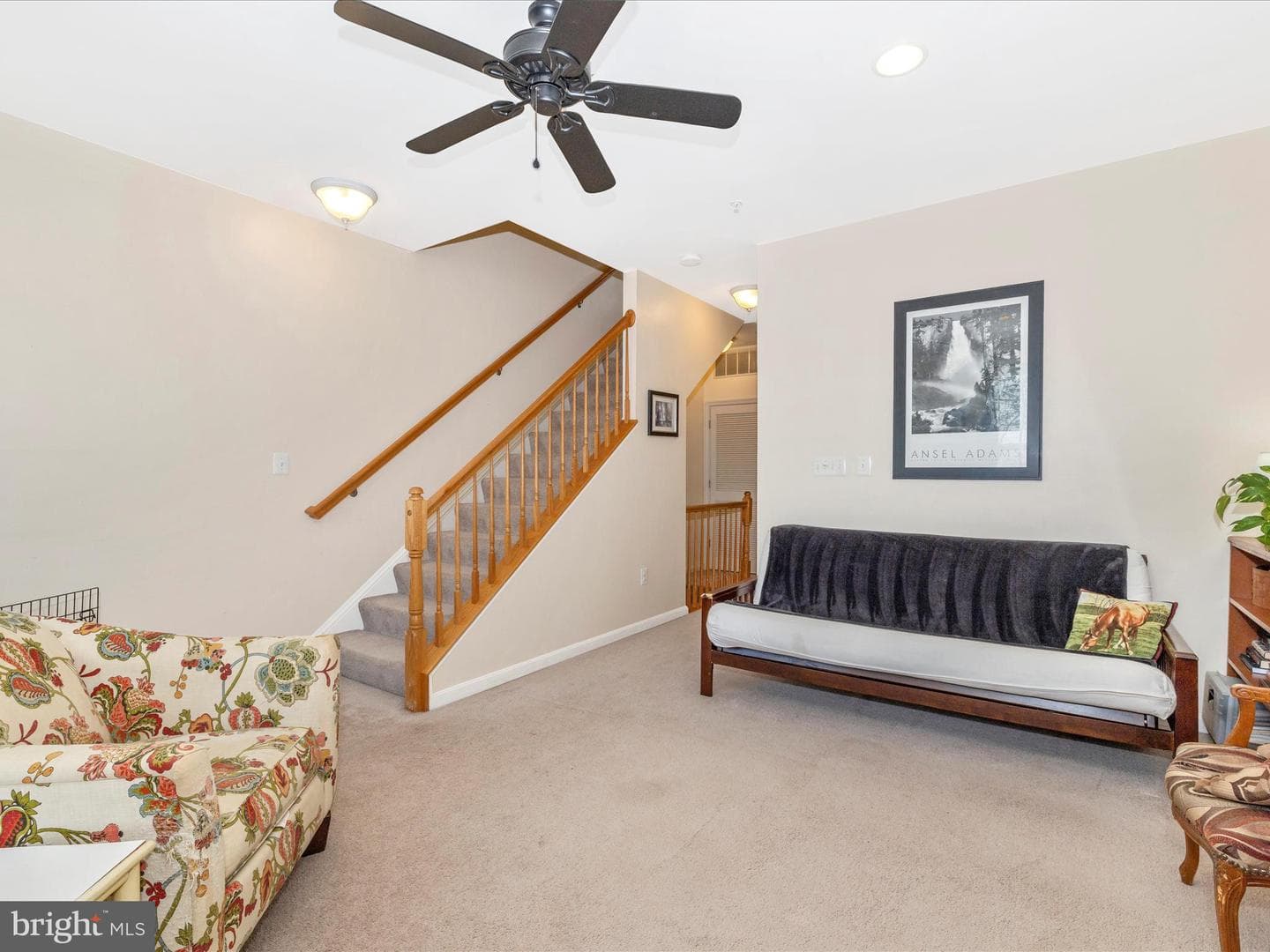 648 Tivoli Road photo 22
