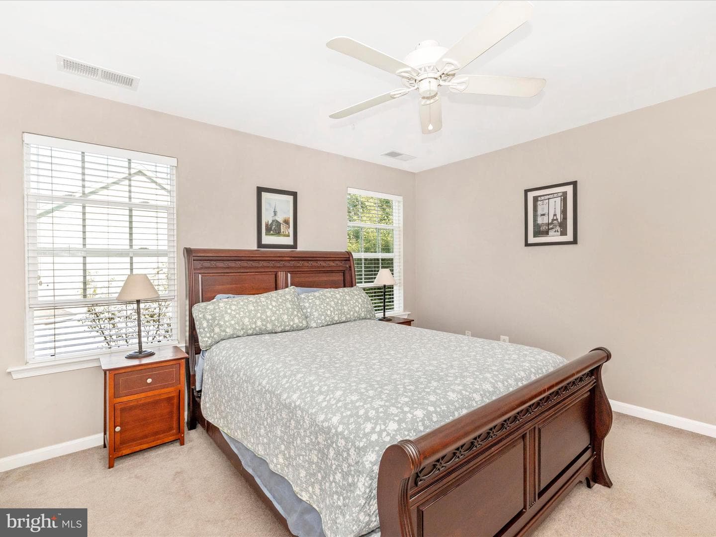 648 Tivoli Road photo 28