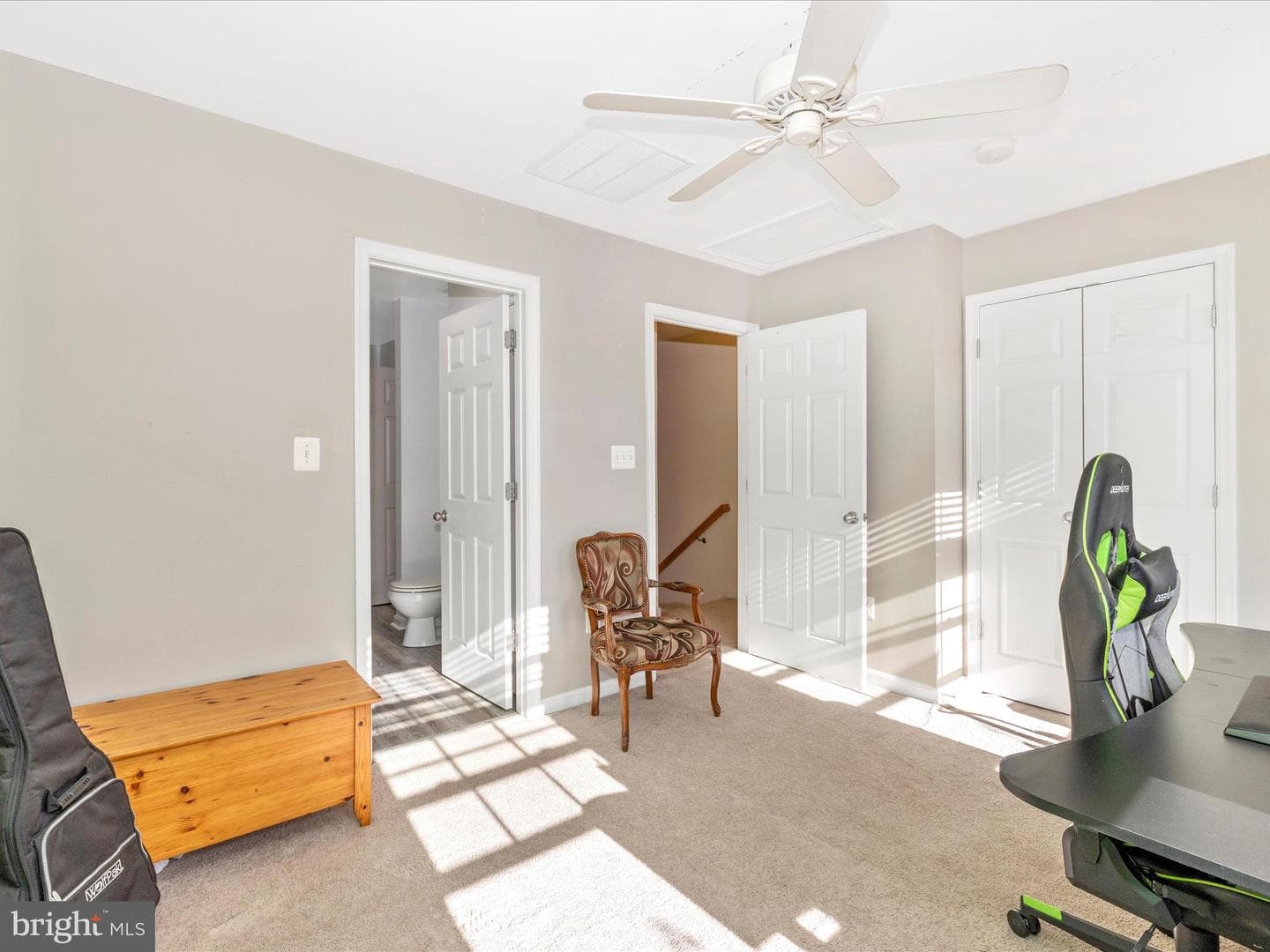 648 Tivoli Road photo 33