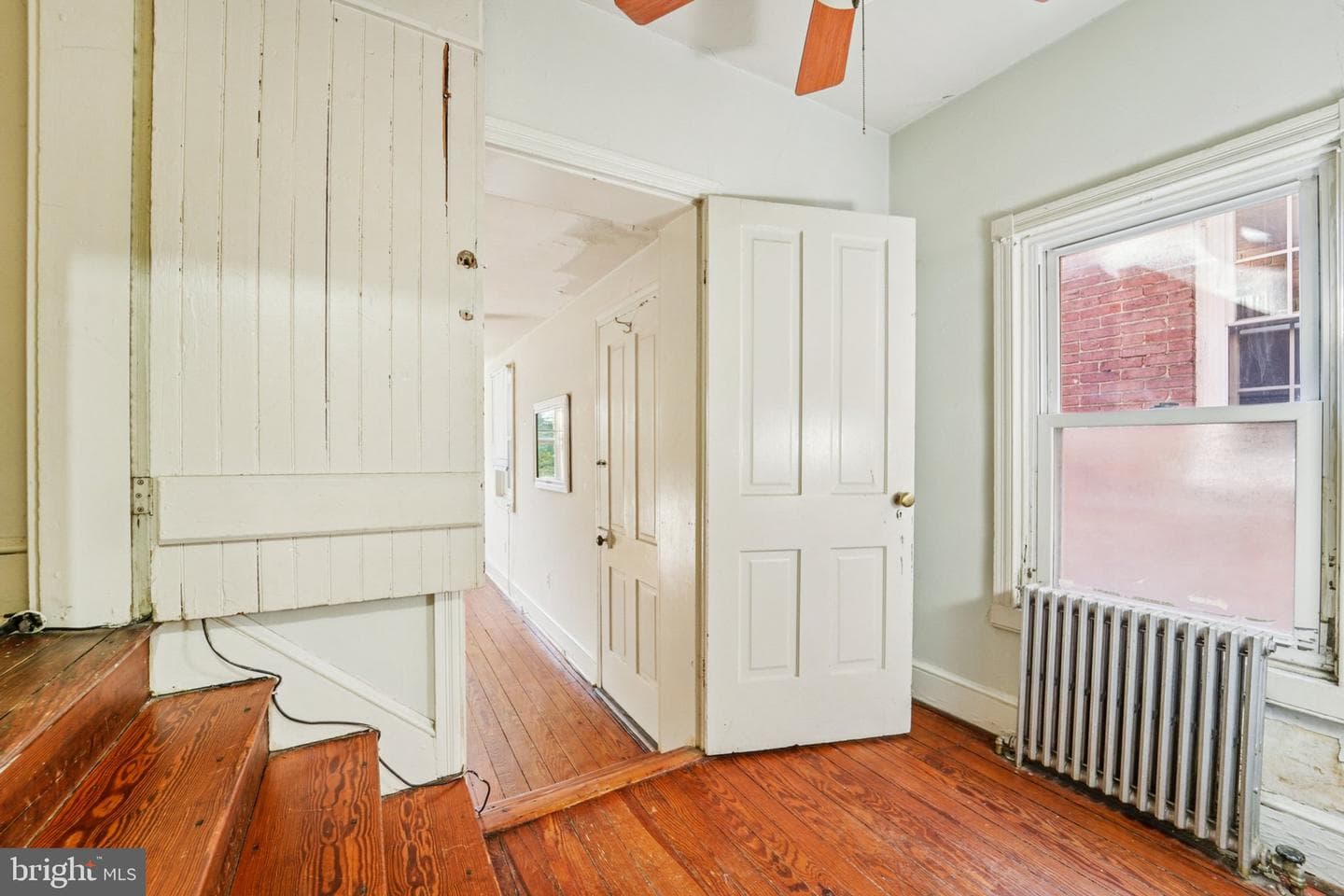 210 E 3rd Street photo 14