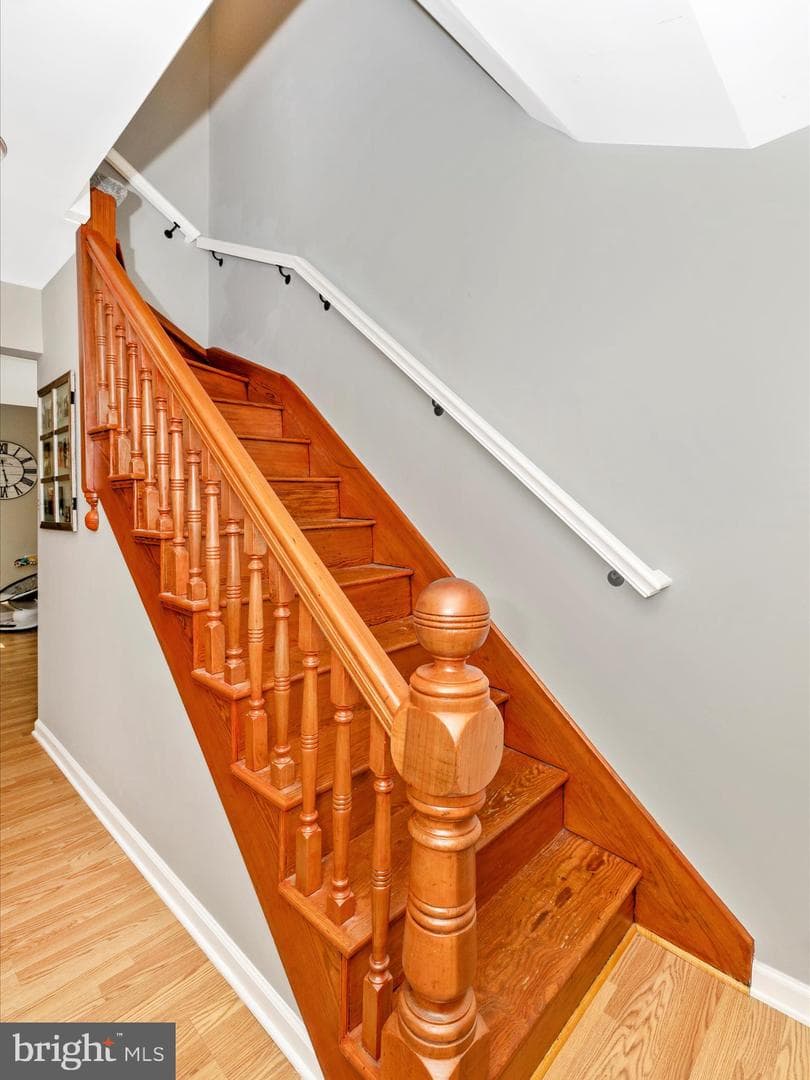 275 Depaul Street photo 6
