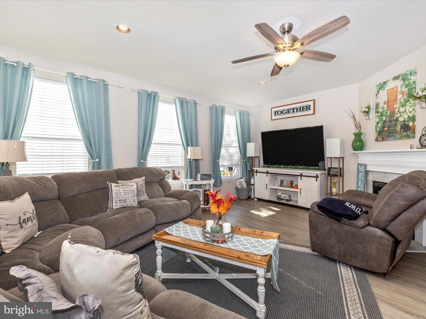 1003 Lavenport Way photo 21