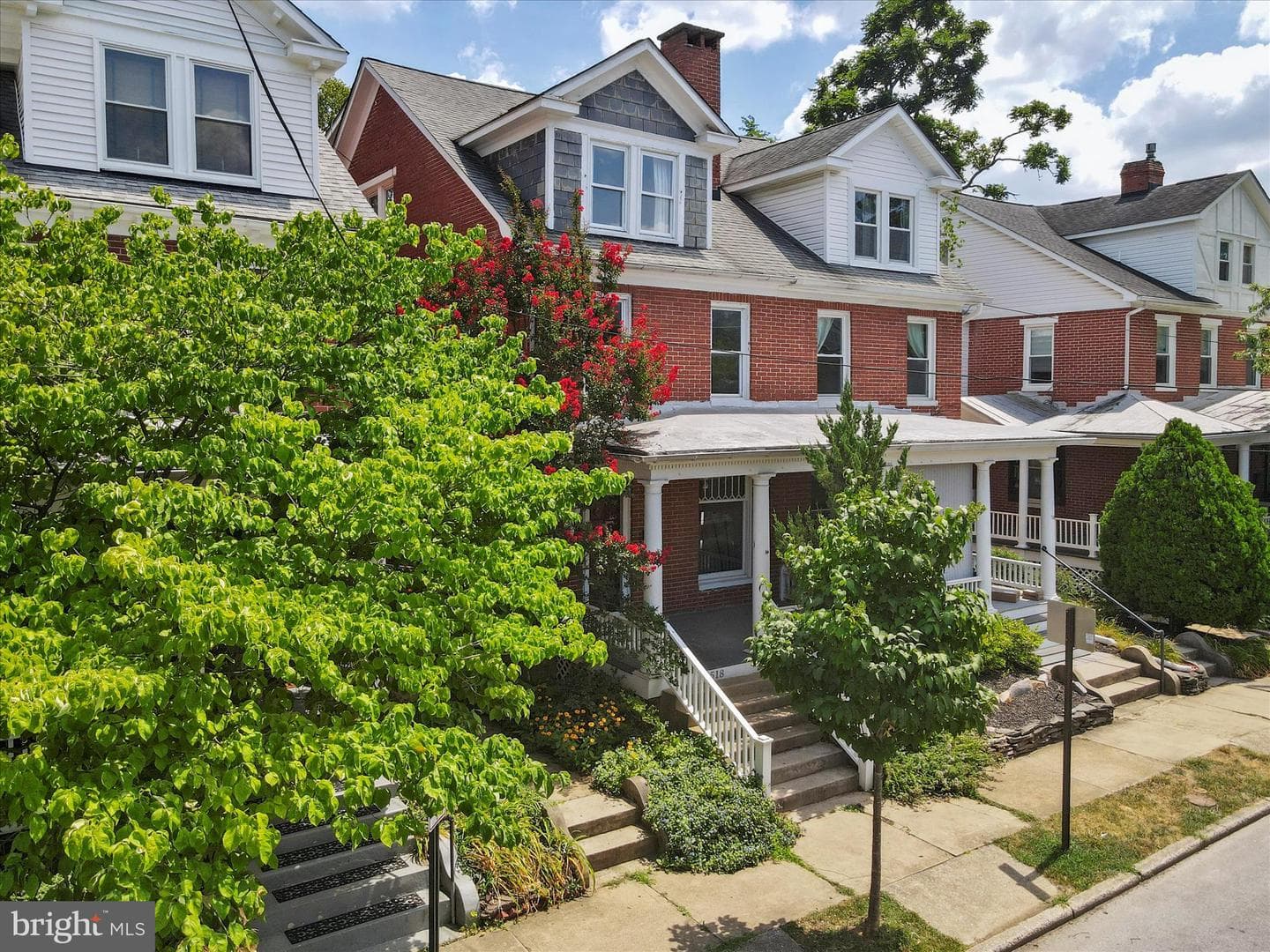 518 Elm Street photo 3