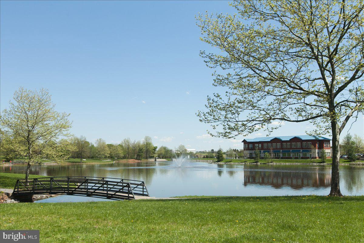 2110 Foxfield photo 53
