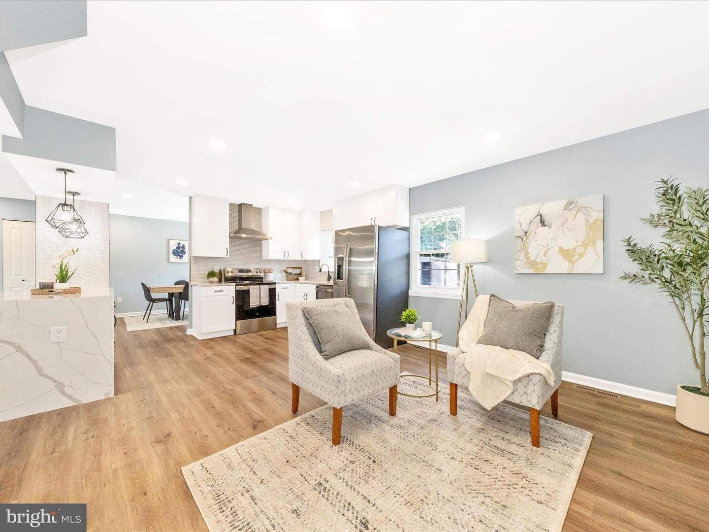 1305 Peachtree Court photo 14