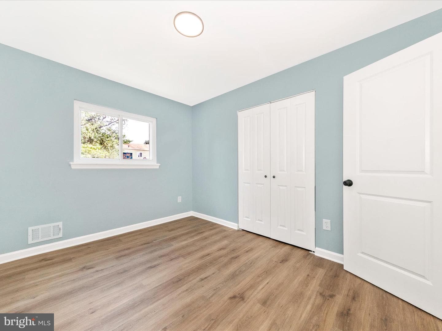 1305 Peachtree Court photo 26