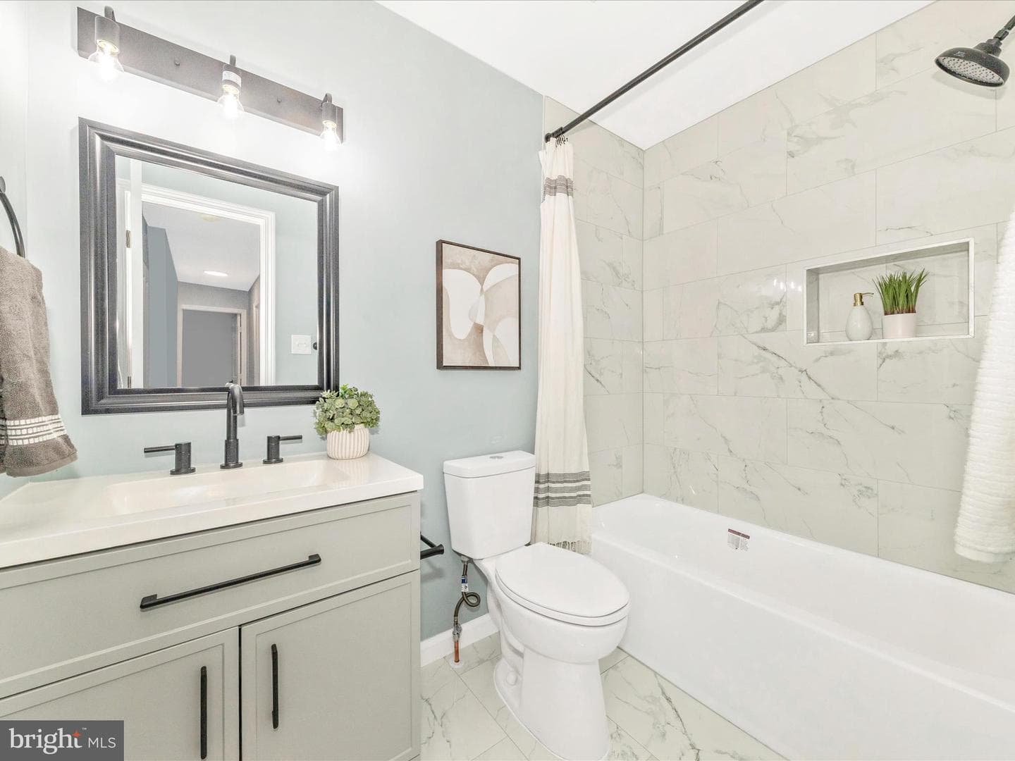 1305 Peachtree Court photo 29