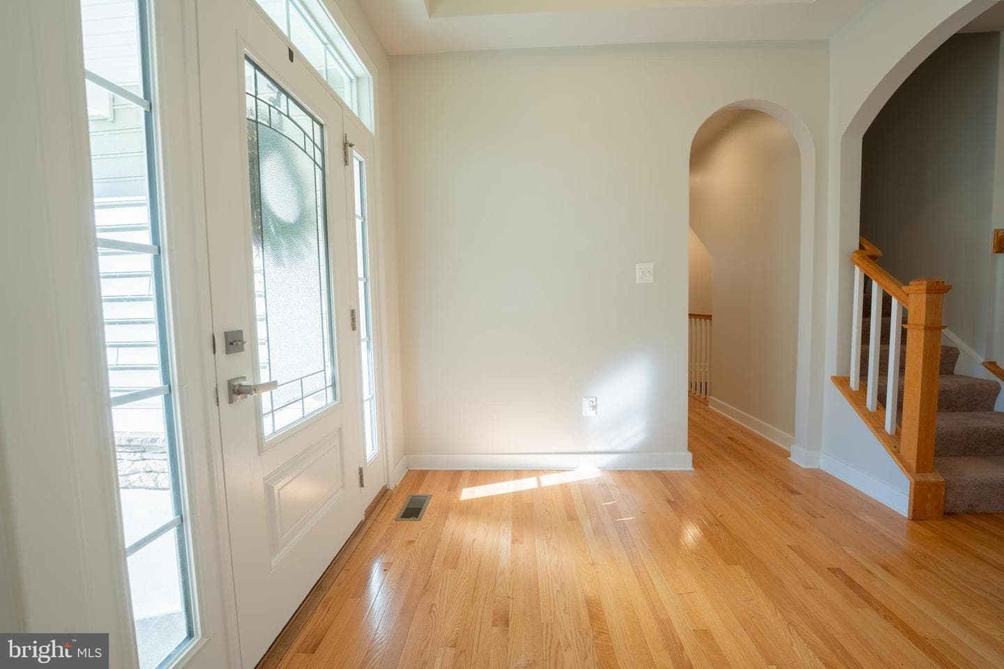813 Central Avenue photo 4