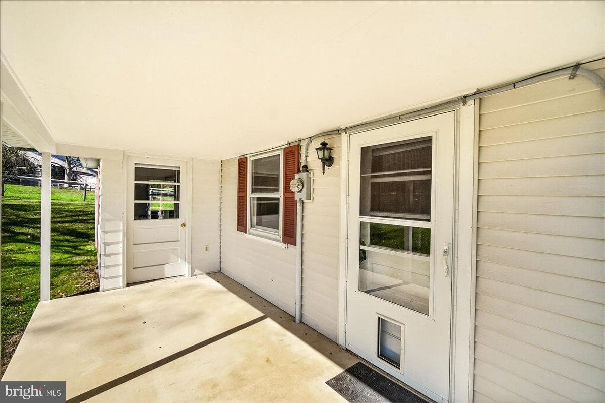 11804 Pleasant Walk Road photo 10