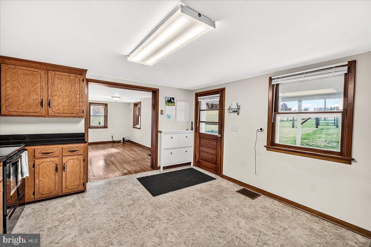 11804 Pleasant Walk Road photo 14