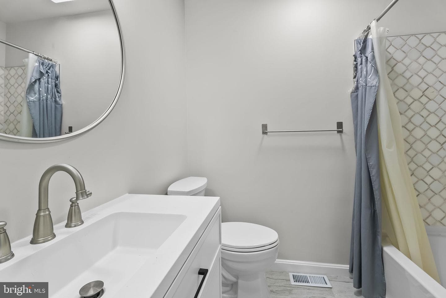 5770 Katsura Court photo 17