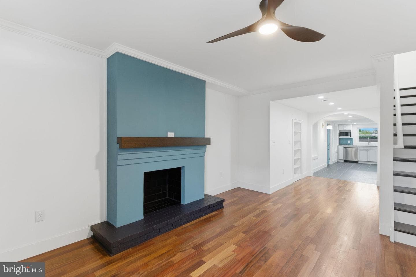 38 E 6th Street photo 5