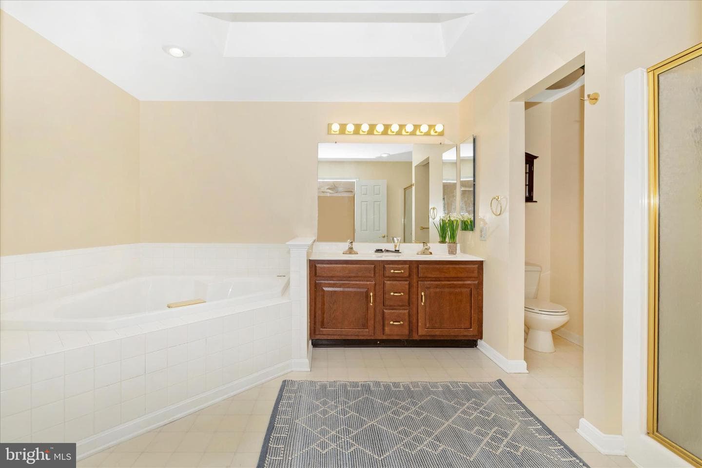 8217 Glen Heather Drive photo 30