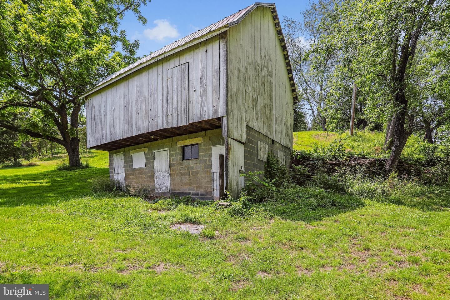 8730 Mapleville photo 47