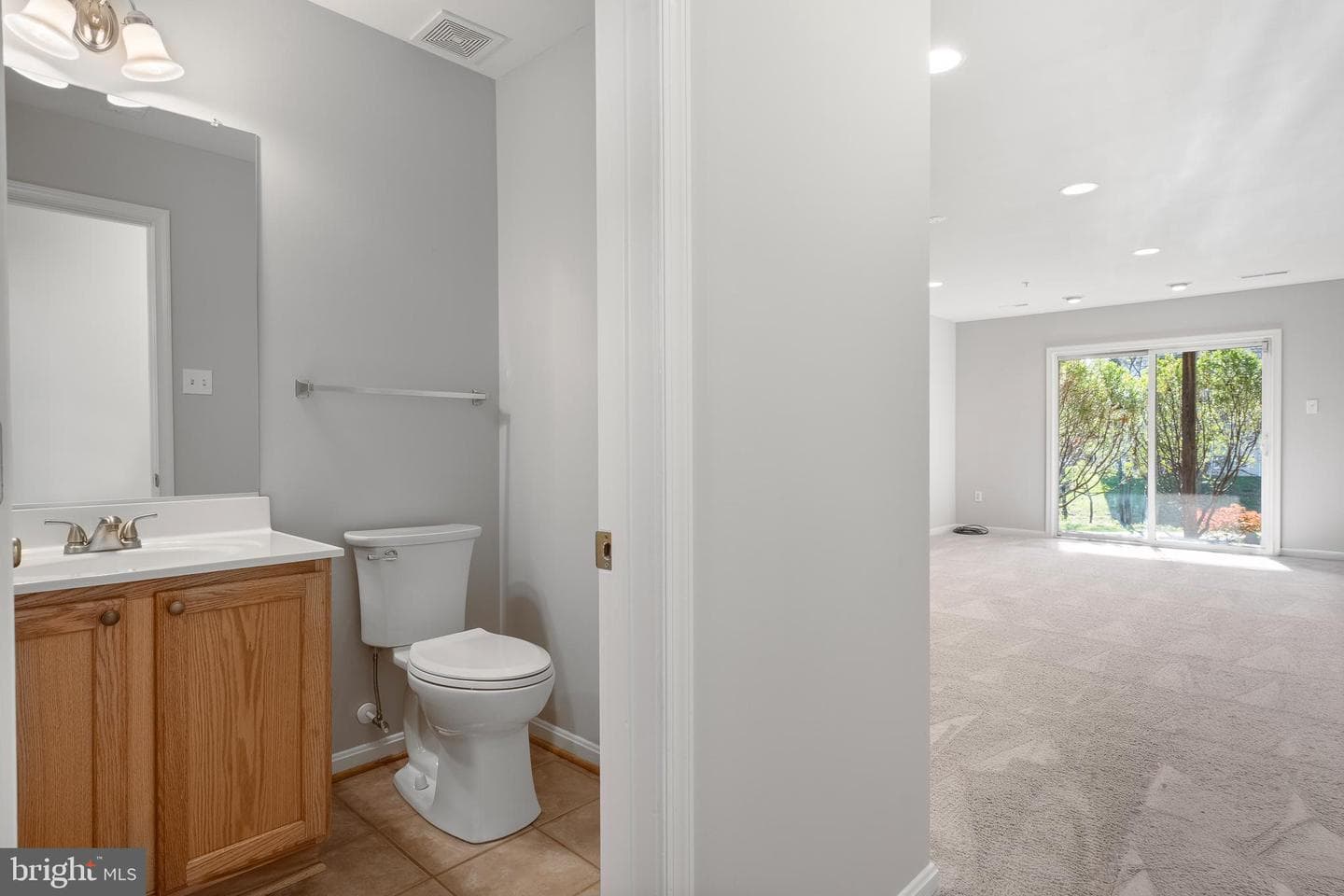 511 Ellison Court photo 10