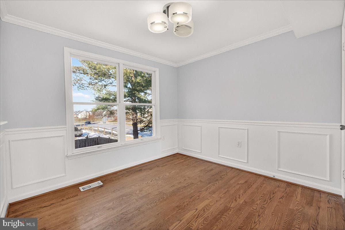 101 Grantham Court photo 15