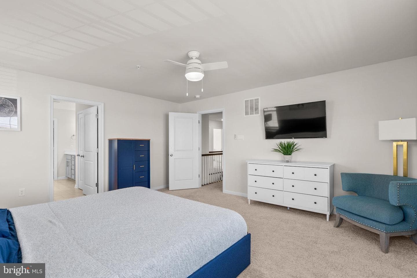 518 Carroll Walk Avenue photo 39