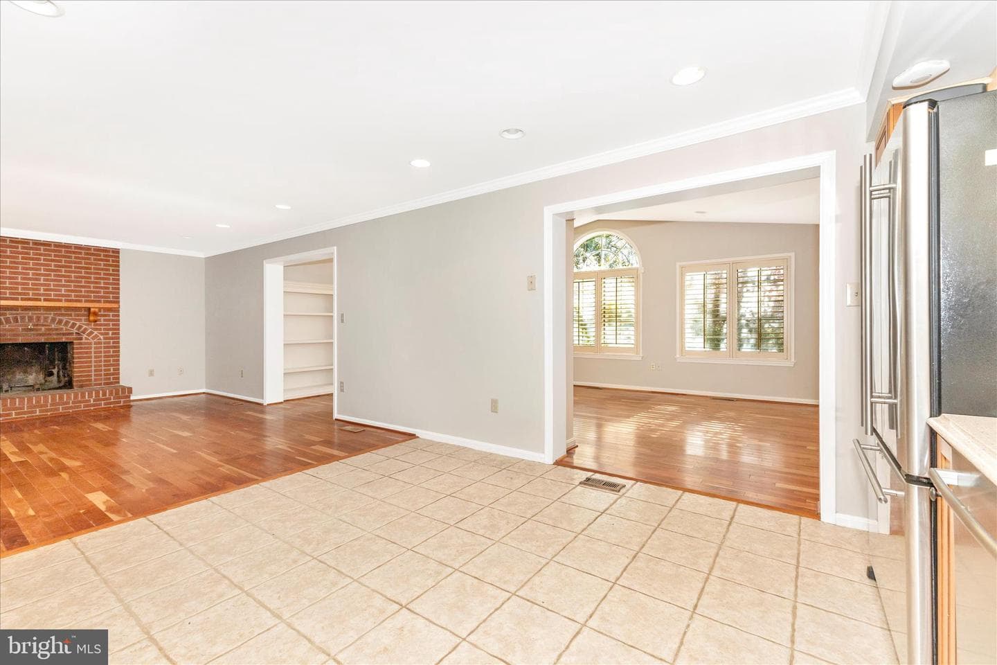 302 Holleybrooke Court photo 14
