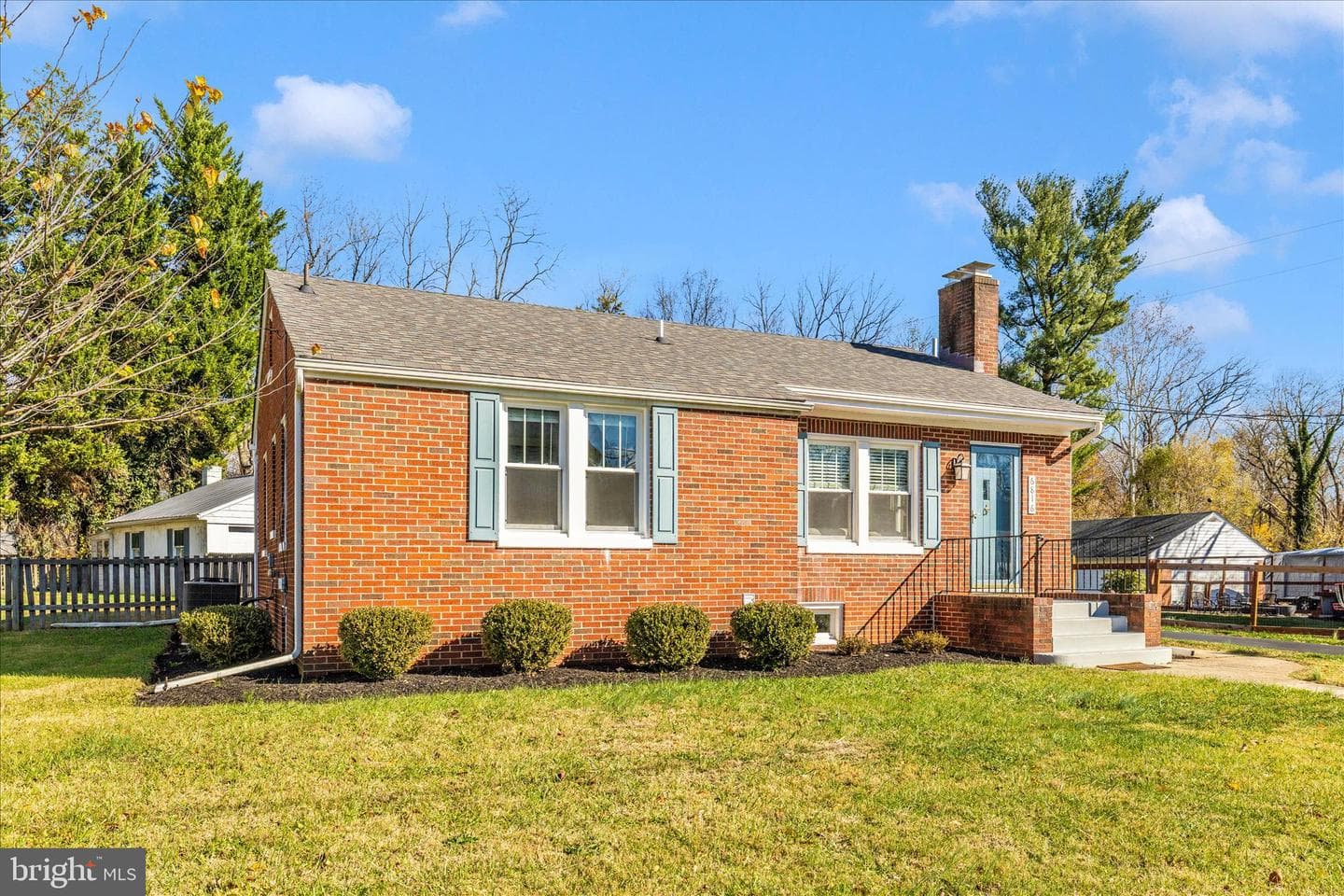 6816 Buckingham Lane photo 43