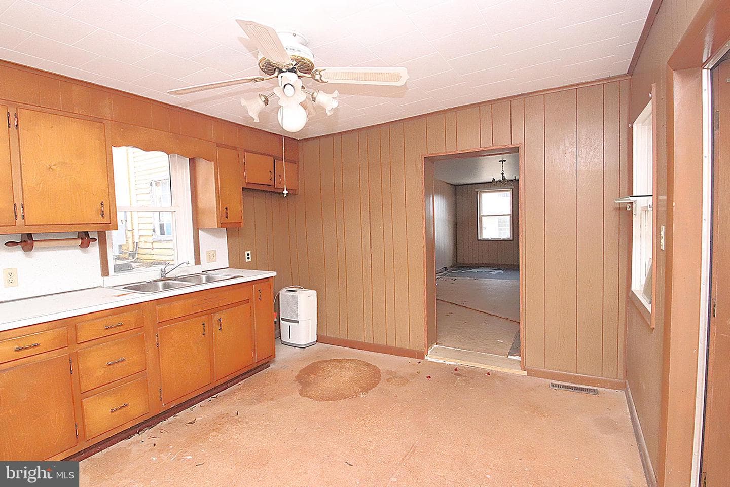202 E Main Street photo 3