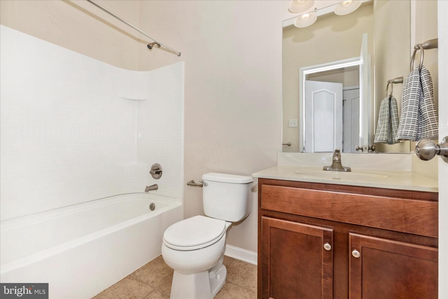 6380 Betty Linton Lane photo 9
