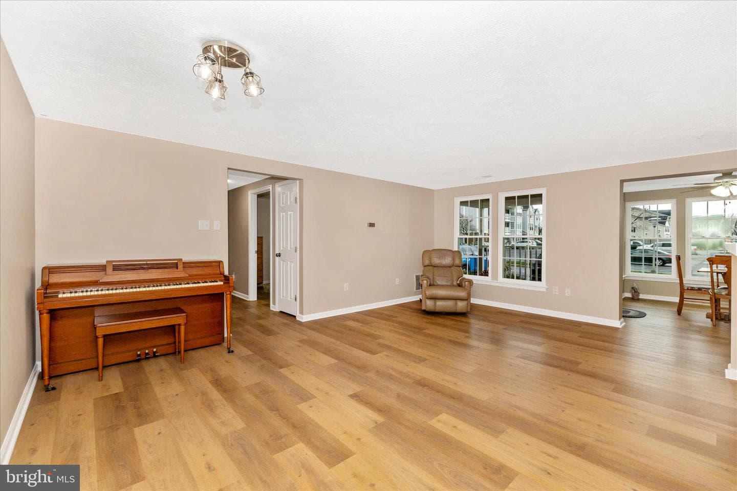 607 Himes Avenue #102 photo 11