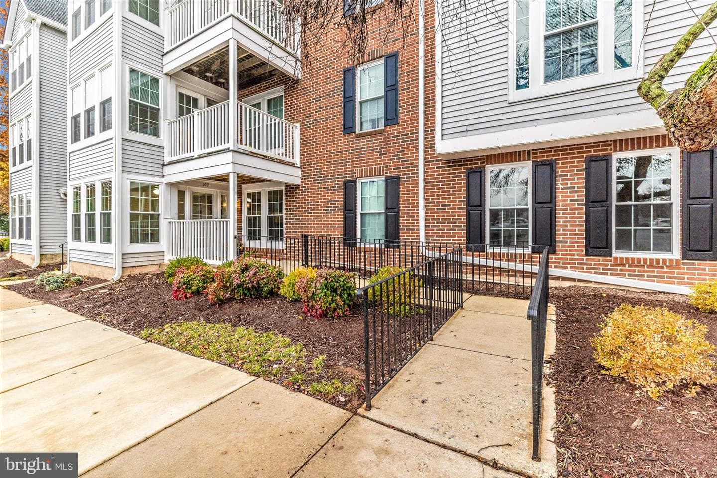 607 Himes Avenue #102 photo 24