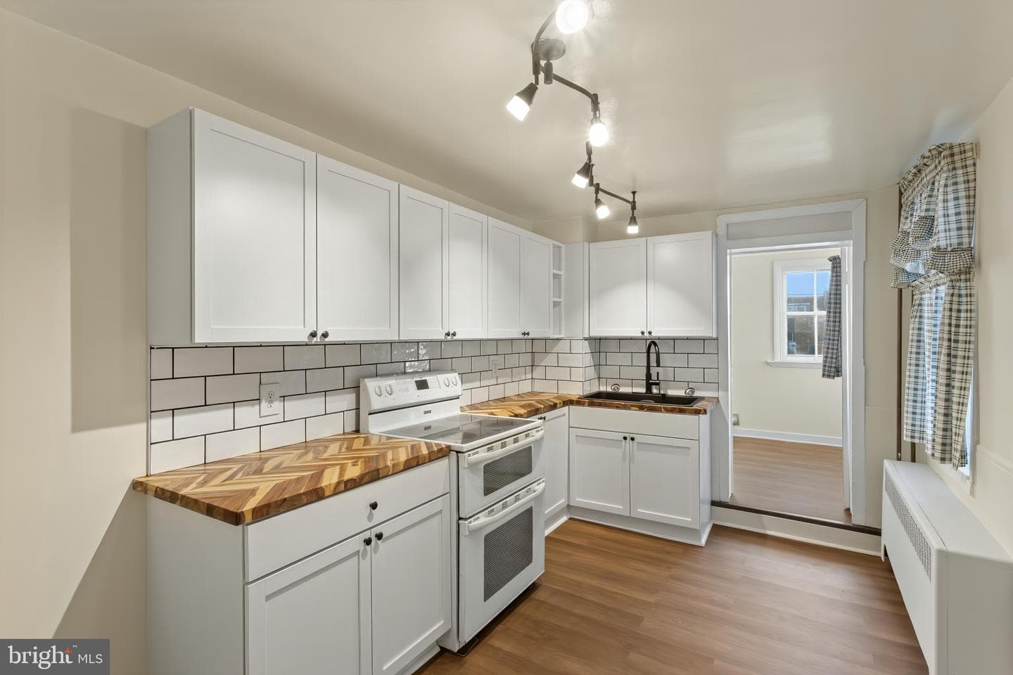427 S Market Street photo 12