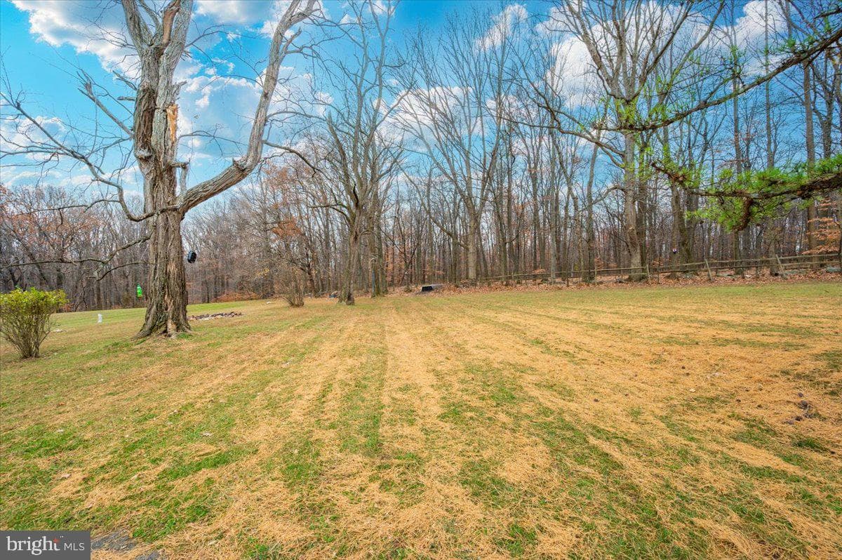 6015 Keyser Lane photo 36
